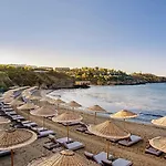 Club Marvy 5*