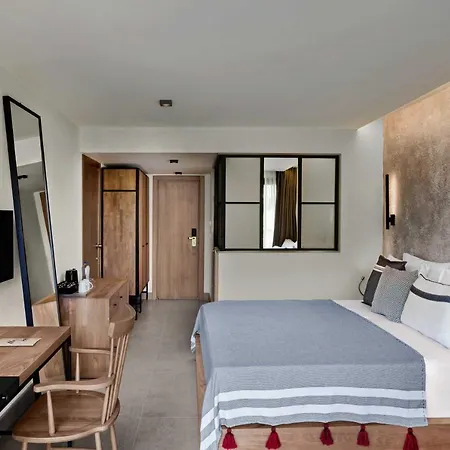 Club Marvy Resort 5*