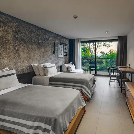 Ośrodek wypoczynkowy Club Marvy 5*